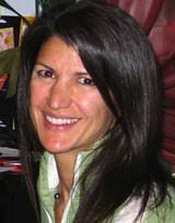 Julie Reasoner's Instagram, Twitter & Facebook