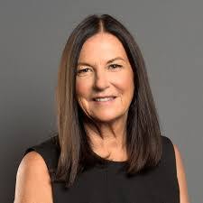 Eve Lewis's Instagram, Twitter & Facebook