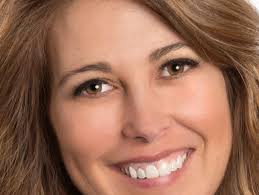 BRIEFS: Notes, Honors, People and more