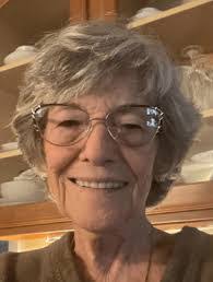 Elizabeth Axton's Instagram, Twitter & Facebook