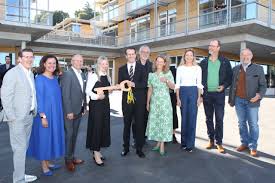 Anonib Hannah Oetzel-previously-when Naomi was in town