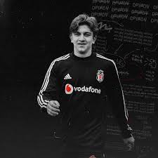 Kariyer istatistiklerini (forma giydiği maç, gol, kartlar) ve transfer geçmişini görüntüleyin. Player Analysis Ridvan Yilmaz Breaking The Lines