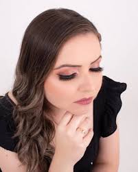 Andressa Fedalto Maquiagem & Penteado