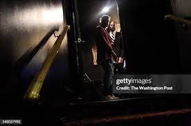 Image result for tbn:9EYqqyWi5HceOM::www.4photos.net/photo/72small_1205339045.jpg