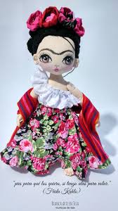 Pies Para Que Los Quiero Si Tengo Alas Para Volar In English Muneca Del Arte Frida Kahlo Fue Una Pintora Mexicana Que Es Mejor Conocida Por Sus Autorretratos Munecas Frida Kahlo Arte Frida Kahlo Munecas Mexicanas