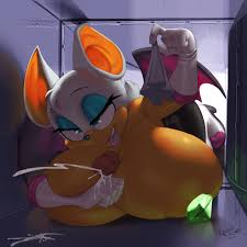 Futa Rouge the Bat - Untamed Shemale Content Frame