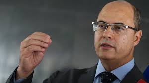 Alguns se sentiram insatisfeitos por conta de boatos de que os deputados do psl seriam. O Grito De Gol Ficou Entalado Witzel Do Sonho Da Presidencia Ao Julgamento