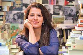 بثينة ومشاريع ثقافية تأخذ من هدوئها وعمقها الشيء الكثير. Ø§Ù„ÙƒÙˆÙŠØªÙŠØ© Ø¨Ø«ÙŠÙ†Ø© Ø§Ù„Ø¹ÙŠØ³Ù‰ ØªÙØ¶Ø­ Ø¢Ù„ÙŠØ§Øª Ø§Ù„Ø±Ù‚Ø§Ø¨Ø© ÙÙŠ Ù†Ø¸Ø§Ù… Ø­Ø²Ø¨ Ù…Ø¬Ù‡ÙˆÙ„ Ø²Ù…Ù†Ø§ ÙˆÙ…ÙƒØ§Ù†Ø§ Ø§Ù†Ø¯Ø¨Ù†Ø¯Ù†Øª Ø¹Ø±Ø¨ÙŠØ©