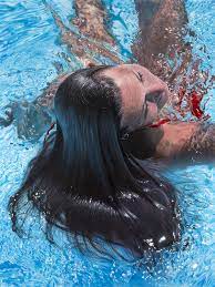 Wet Hair Oilpainting Johannes Wessmark On Artstation At Https Www Artstation Com Artw Hyperrealism Paintings Hyper Realistic Paintings Realistic Paintings