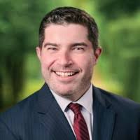 100+ profilů „Lydon“