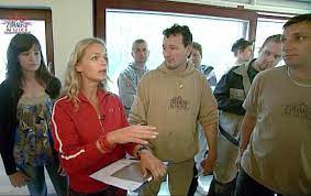 Mittlerweile hatte das format an reichweite eingebüßt und es gab immer mehr probleme mit dem finanzamt. Zuhause Im Gluck Nach Skandal Abgesetzt Am 12 Marz Lief Die