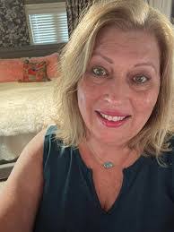 Cori Theis's Instagram, Twitter & Facebook