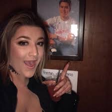 Jaime Weiss (@jaimeweissss)