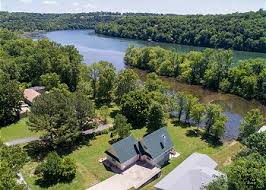 Our cabins in branson, mo take vacation adventures to a different level. Pet Friendly Branson Mo Vacation Condos And Rental Homes Sunset Nightly Rentals