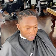 Low Taper Sharp Line🔪🔥Follow for more content, -, @masoncuts  @visionz_barbershop, -, #barber #hair #fade #taper #menshair #fashion  #mensfashion #hairstyle #santarosa #santarosabarber ...