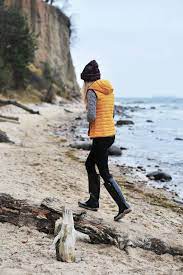 Look Of The Day I Will Always Be A Sea Girl Winter Beach Outfit Beach Day Outfits Cold Beach Outfit