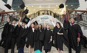 Wawasan open university (wou), one of malaysia's foremost, private institutions of higher education, was founded in 2006, with a commitment to the expansion of opportunities in higher education, and to teaching excellence aimed at increasing the level of knowledge and scholarship among all malaysians. Home