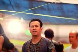 Lirik dan Chord Lagu Sepohon Kayu dari Ustad Jefri Al-Buchori atau Uje Halaman all - Kompas.com