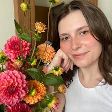 B.A.M Christmas Light Takeover B.A.M.S Christmas light TAKEOVER Bring the  holiday magic ovour home with B.A.M'S Christmas light Takeover! small, ทาล  operation, take pride in ofering alfordable. reliable and friendh service  that