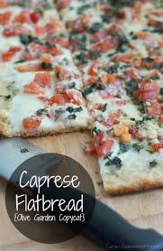 Caprese Flatbread Olive Garden Copycat Carries Experimental Kitchen Make One Of Your Favorite Olive Garden R Restaurant Appetizers Restaurant Recipes Recipes