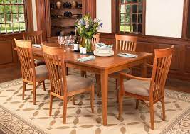Our High End Handmade Classic Shaker Dining Table Features Clean Straight Lines And Smo Wood Dining Room Table Solid Wood Dining Room Round Dining Table Sets