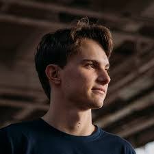 Matt Strawser's Instagram, Twitter & Facebook