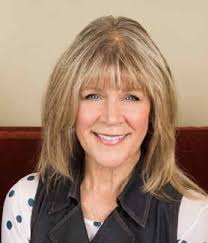 2018 Serving Donors. Strengthening Communities.