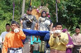 Hati kampung 1 year ago. Majlis Persandingan Penuh Beradat