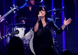 Scandal briefly talks about german singer nena.more info: 99 Luftballons Singer Nena On Trump Her First U S Concerts And The Song S Status As A Karaoke Staple