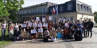 05 46 70 62 70 international: Gironde Les Enseignants Denoncent Le Passage En Force De La Mairie Sur Les Rythmes Scolaires A
