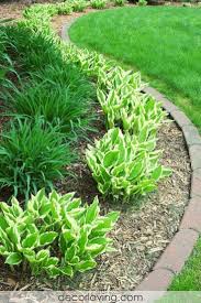 15 Fantastic Garden Landscaping Design Ideas On The Budget Front Yard Landscaping Simple Front Yard Landscaping Design Yard Landscaping Simple