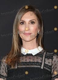 Julie Claire's Instagram, Twitter & Facebook