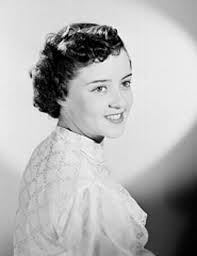 Celia Manzano con chalina, retrato