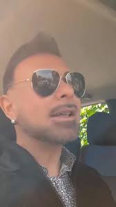 Passeggiando per la mia Fondi, casualmente vado ad incontrare questo  micione bianco!🐱 #catlovers #lovecats #animals #animali #cat #gatto #gatti  #felino #amore #love #felicità