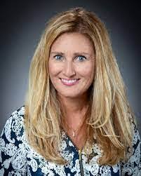 Amber Estel's Instagram, Twitter & Facebook