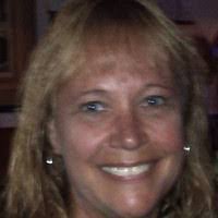 Paula Maddox's Instagram, Twitter & Facebook