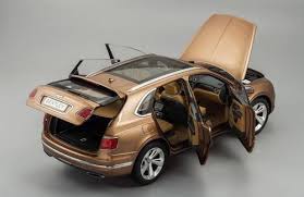 Bentley Bentayga Suv Bright Bronze 1 18 Scale Diecast Car Model By Kyosho 08921 Diecast Model Cars Car Model New Cars
