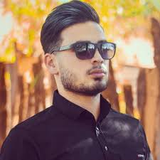 آدم یه#گل تو گلدونش باشه؛ بهتر از اینه کلی#علف _هرز دورش باشه . . .  #عکاسی#زندگی#ژست_پسرونه #uas #iran #تکست #armin_aghaeii ##news ##model #new  #style #photo #fashion #yasuj #instagram #modeling #photo #boy #photography