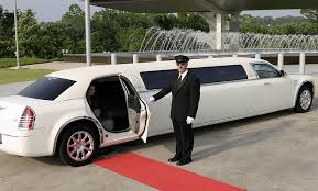 Pin By Carindubai Class On Prom Hummer Limo Limo Limousine