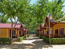 Si estás buscando alojamiento rural para dos personas, están en las casas rurales zumeta valle en yeste (albacete). Blanes Alquiler De Casas Rurales Hundredrooms