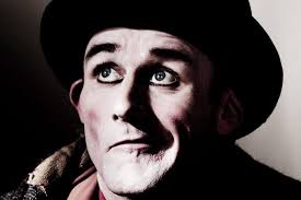 Circus clown 'surprised' at royal honour