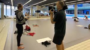 Official profile of olympic athlete katinka hosszu (born 03 may 1989), including games, medals, results, photos, videos and news. Index Kultur Hosszu Katinka Panikrohamairol Is Beszel A Rola Keszulo Dokumentumfilmben