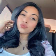 Ashley Sifuentes's Instagram, Twitter & Facebook