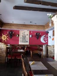 La mayor selección de mascaras venecianas a los precios más asequibles está en ebay. Una De Las Paredes Del Restaurante Con Toda Su Decoracion De Mascaras Venecianas Picture Of Restaurante Ci Vediamo Sierra Nevada National Park Tripadvisor