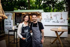 Nem ördög nóra, illetve nánási pál személye okozta a gondot, hanem az, hogy vendégek állandóan rossz helyen parkoltak. Ordog Nora Elarulta Mikor Nyit Az Uj Kisbolt Street Kitchen