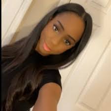 Danielle Hatfield's Instagram, Twitter & Facebook