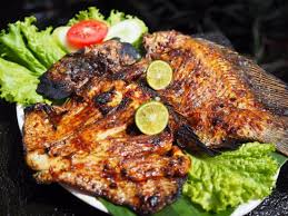 Kata suamik rasanya kaya makan di restoran wkwk😂 #pejuanggoldenapron3. Ikan Gurame Bakar Ala Kampung Foto Bakoel Karasa Cipanas Tripadvisor
