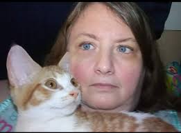 I've been to a couple of meet ups so I thought I'd introduce myself a bit  here too. I'm approaching 50, pansexual and polyamorous. I have a wonderful  cat (Russell) who I