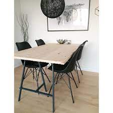 lauraronbjergjensen on instagram vores nye hjemmelavede plankebord og nye stole det pynter meget i vores lille fine stue interior diy furniture dining table