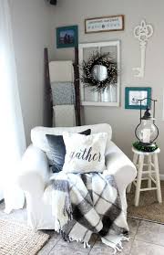 Fall In Love With This Small Living Room That Will Elevate Your Home Design Www Livingroomideas Farmhouse Decor Living Room Farm House Living Room Home Decor